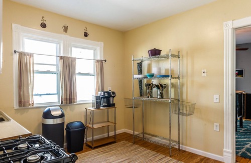 Buffalo Appartement | ☀️ Walk Score 90 ☀️ Spectrum TV HBO ☀️ Comfy Beds