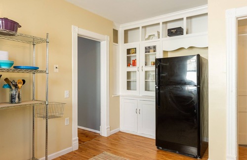 Buffalo Appartement | ☀️ Walk Score 90 ☀️ Spectrum TV HBO ☀️ Comfy Beds
