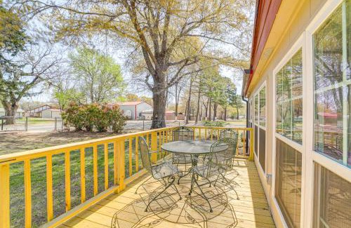 Longtown Maison | Walk to Beach Eufaula Fishermans Delight Home