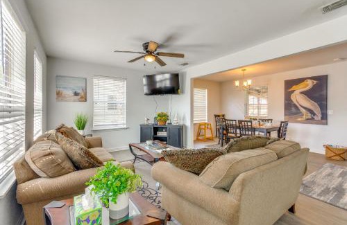 Navy Point Maison | Walk to Beach Family Getaway in Pensacola