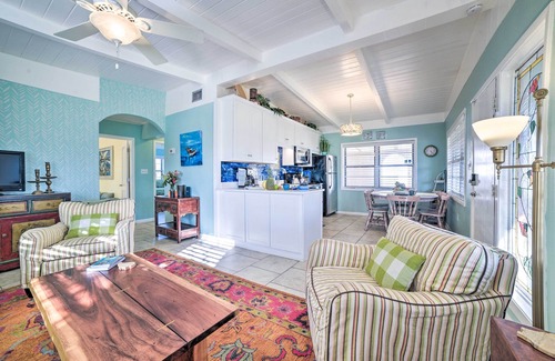 Laguna Beach Estates Maison | Walk to Beach: PCB Retreat w/ Private Pool!