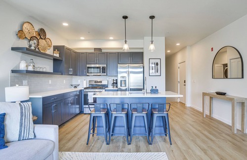 Lincoln City Maison | Walk to Beaches: 'Siletz Bay Bliss' Townhome