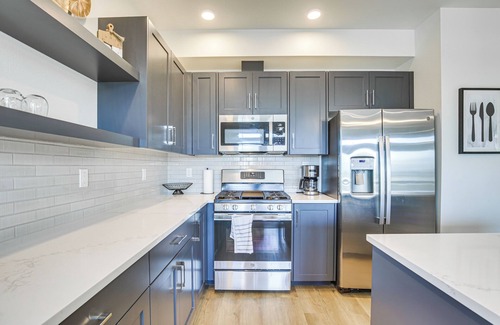 Lincoln City Maison | Walk to Beaches: 'Siletz Bay Bliss' Townhome
