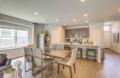 College Station Maison | Walk to Brazos County Expo: Elegant Home w/ Grill!