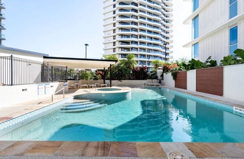 Burleigh Heads Appartement | Le meilleur emplacement sur GC, juste en face du Burleigh Pavilion, de Rick Shores et plus