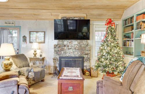 Twain Harte Maison | Walk to Downtown and Lake Twain Harte Cabin