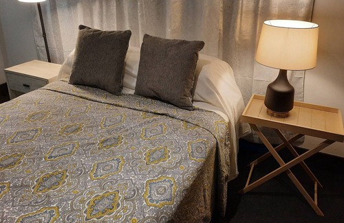 Easton Appartement | Walk to galleries, shops, restaurants, 5 min to Center Square Easton & market
