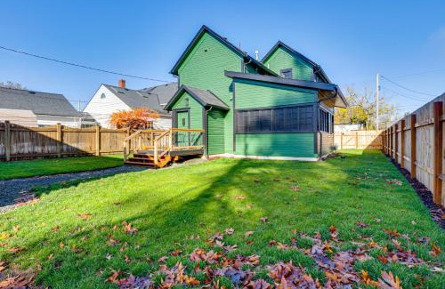 Independence Maison | Walk to Independence Theatre Dtwn Retreat!