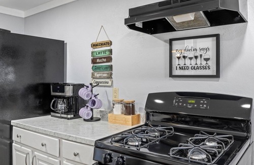 Ithaca Maison | Walk to Ithaca Commons+Trails!