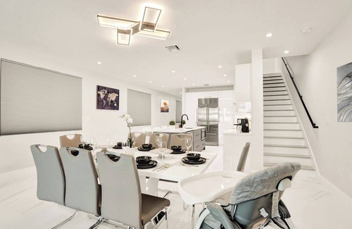 Colee Hammock Maison | Casa Las Olas - As seen on CBS Emmy Awarded show