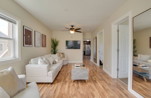 Blue Island Appartement | Walk to Metra: Pet-Friendly Blue Island Apt