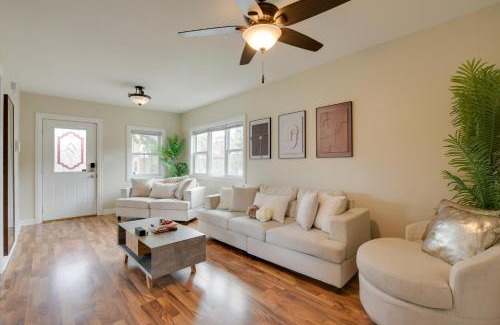 Blue Island Appartement | Walk to Metra Pet-Friendly Blue Island Apt
