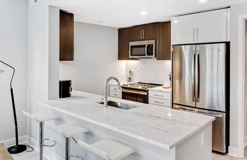 Woodmont Triangle Appartement | Spacieux 2 chambres à Woodmont Triangle Sud