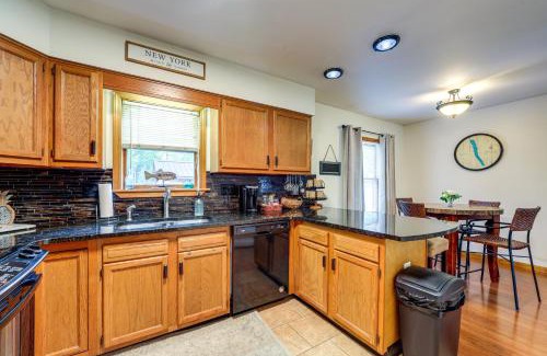 Auburn Maison | Walk to Owasco Lake Auburn Home with Hot Tub