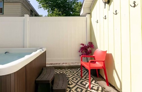 Watkins Glen Maison | Walk to Parks & Restaurants!