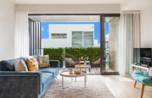 Grey Lynn Appartement | Walk To Ponsonby & K Road Bright Ponsonby Apt with Blackout Blinds for the Perfect Sleep