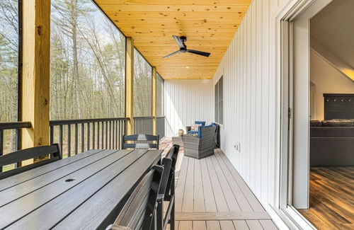 Sebago Maison | Walk to Sebago Town Beach: Luxe Townhome w/Grill