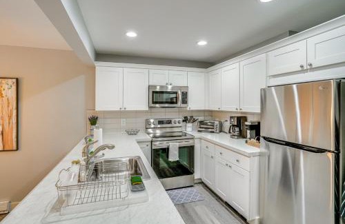 Hancock Appartement | Walk to Ski Slopes Jiminy Peak Resort Getaway!