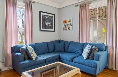 Watkins Glen Appartement | Walk to State park, 6bed,Hot tub & Game room
