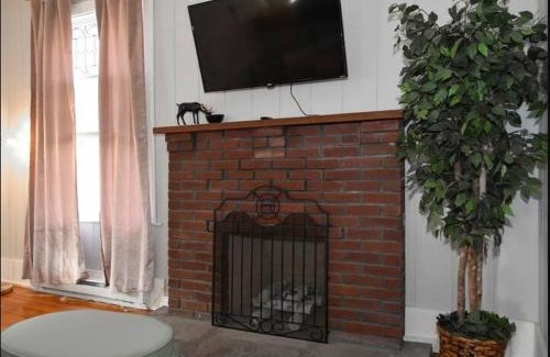 Watkins Glen Appartement | Walk to State park, 6bed,Hot tub & Game room