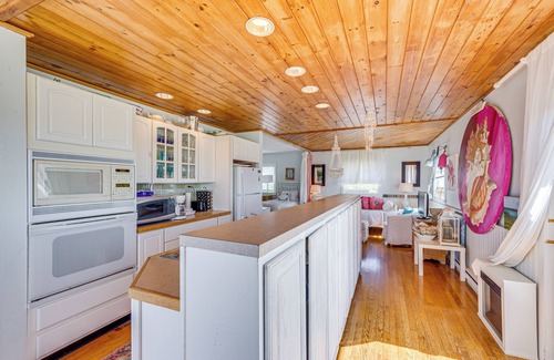 Biddeford Pool Appartement | Walk to the Beach: Pet-Friendly Gem in Biddeford!