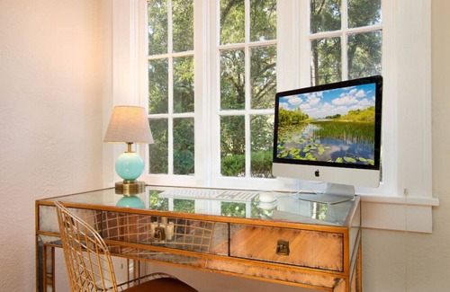 Gainesville Appartement | Walk to UF Stadium! Fabulous Chic Historic Home