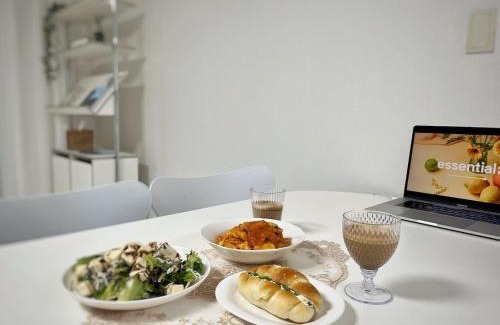 Yeongdeungpo-gu Appartement | Walk to Yeouido Line 1 5 station Singil Station 7 minutes Two rooms Netflix