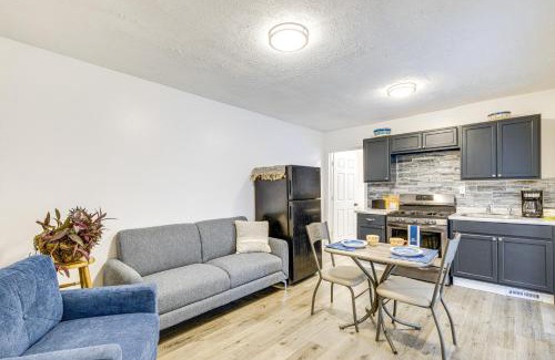 Barberton Appartement | Walkable Barberton Apartment 9 Mi to Akron!