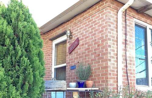 Barths Appartement | Walkable, bright 2BR charmer in the heart of Wheat Ridge near Lo-Hi