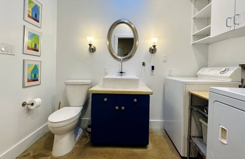 Rosedale Cottage | Walkable Central Austin Cottage