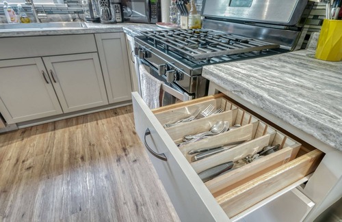 Rochester Maison | Walkable to RIT/Comfortable Stay near university