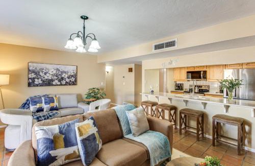 Casas Adobes Estates Maison | Walkable Tucson Retreat with Pool and Fire Pit!