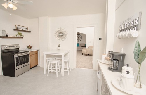 Walker Maison | Walker’s Hidden Gem! Steps to Downtown Walker & Heartland Trail! Includes Garage