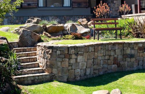Dullstroom Maison | Walkersons Estate Red Oak Ridge