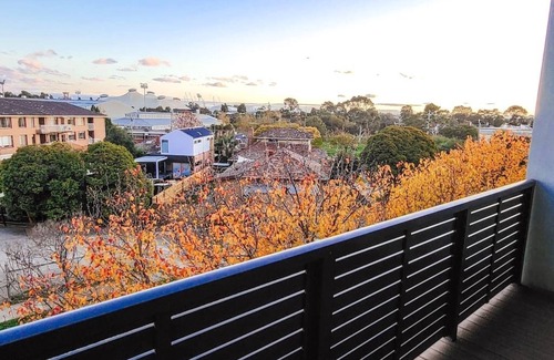 Ascot Vale Appartement | Cosy light-filled apartment | FREE Parking -