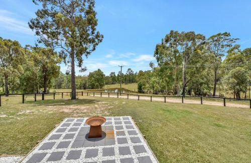 Ellalong Maison | Wallaby Gully Farm Cottage Peace Quiet Serenity