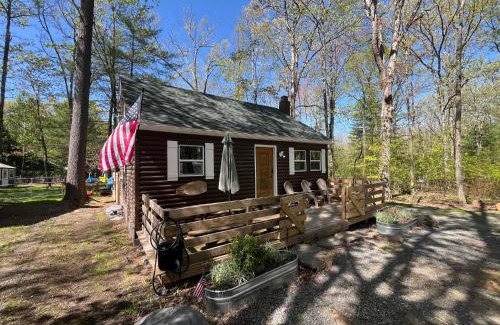 Hawley Maison | Wally's Cabin