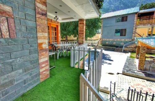 Kalam Villa | Walnut Nest Villa Kalam by Khan Familia Travels