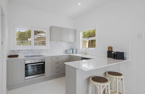 East Ballina Maison | Walters - Pet Friendly - Original Beach House With Sweeping Ocean Views