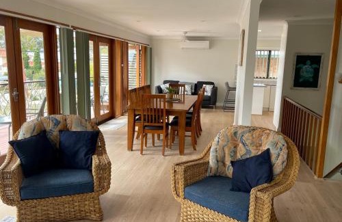 Salamander Bay Maison | Wanda House - Close to beach Linen Pets