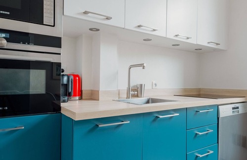 Saint-Lambert Appartement | Wanderer's Retreat, by Veeve