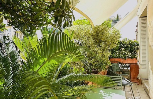 Saint-Lambert Appartement | Wanderer's Retreat, by Veeve