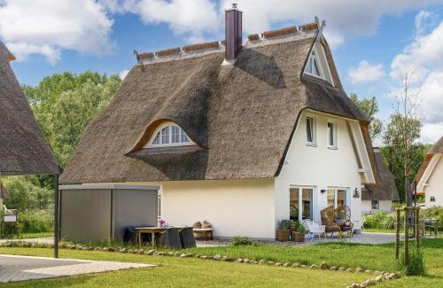 Am Salzhaff Maison | Wanderfalke - Ferienhaus mit Kamin und Sauna für 8 Personen