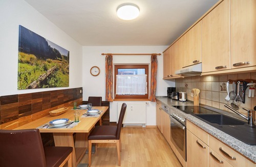 Unterwoessen Appartement | Ferienwohnung 60 m², 2-3 Personen, Schlafzimmer, Wohnzimmer, Küche, Du/WC, WLAN