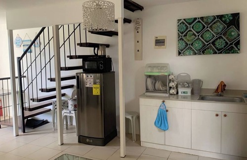 Tanauan City Maison | Envie d'un séjour relaxant à San Juan? Visitez R Retreat aujourd'hui!