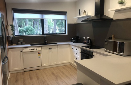 East Warburton Maison | Warburton 4 bedroom house near all of Warburton attractions, right on the yarra