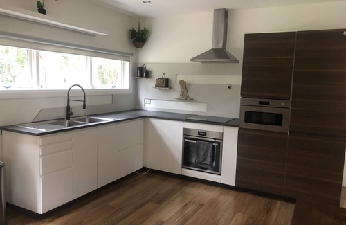 East Warburton Maison | Warburton 4 bedroom house near all of Warburton attractions, right on the yarra
