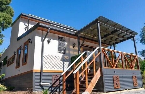 East Warburton Maison | Warburton 4 bedroom house near all of Warburton attractions, right on the yarra