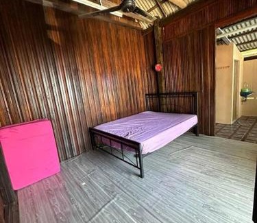 Mersing Chalet De Ski | Warisan Homestay Anjung
