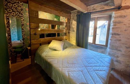 Egliseneuve-d'Entraigues Maison | Warm and cozy house